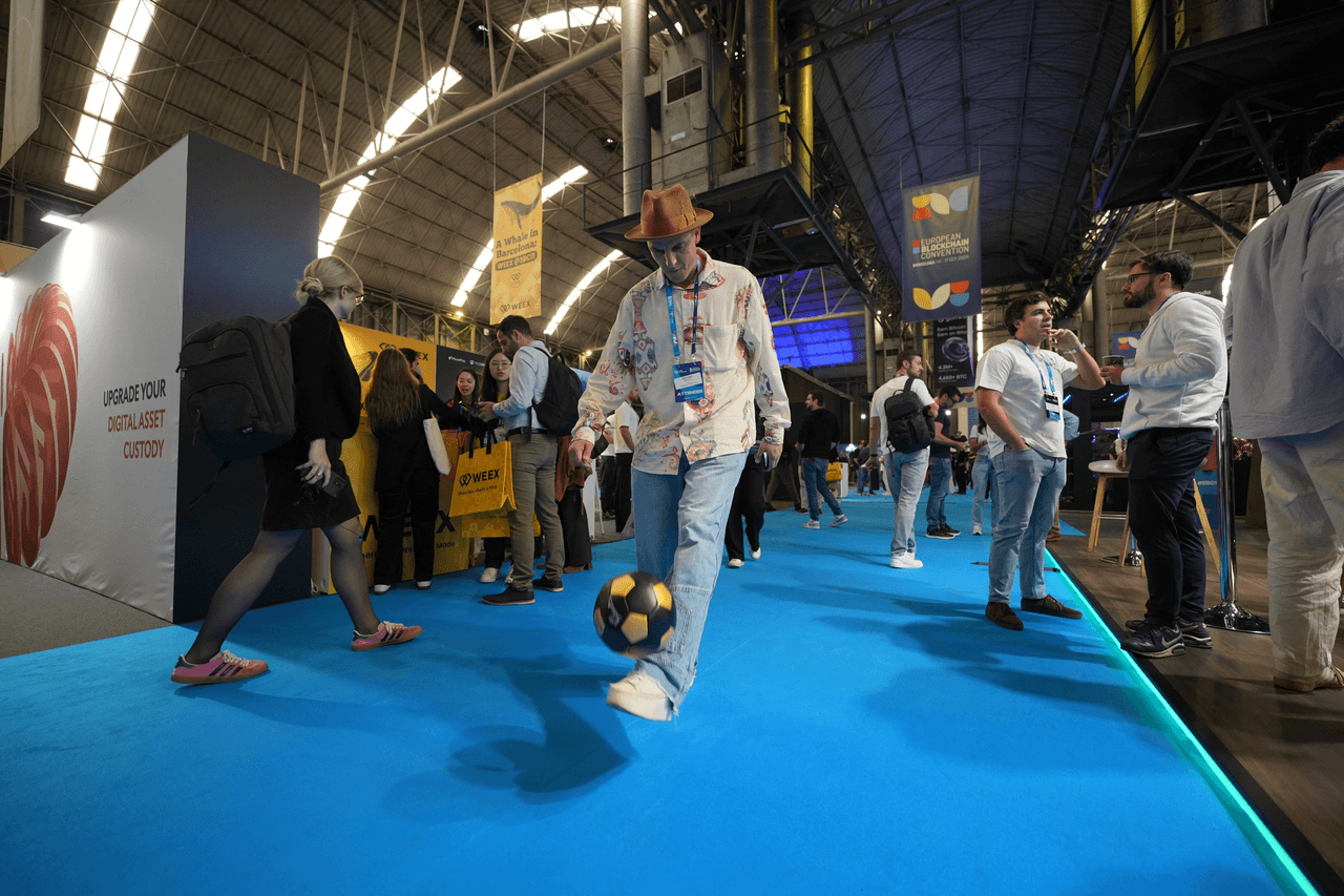 WEEX Stole the Show at EBC11（2）.PNG