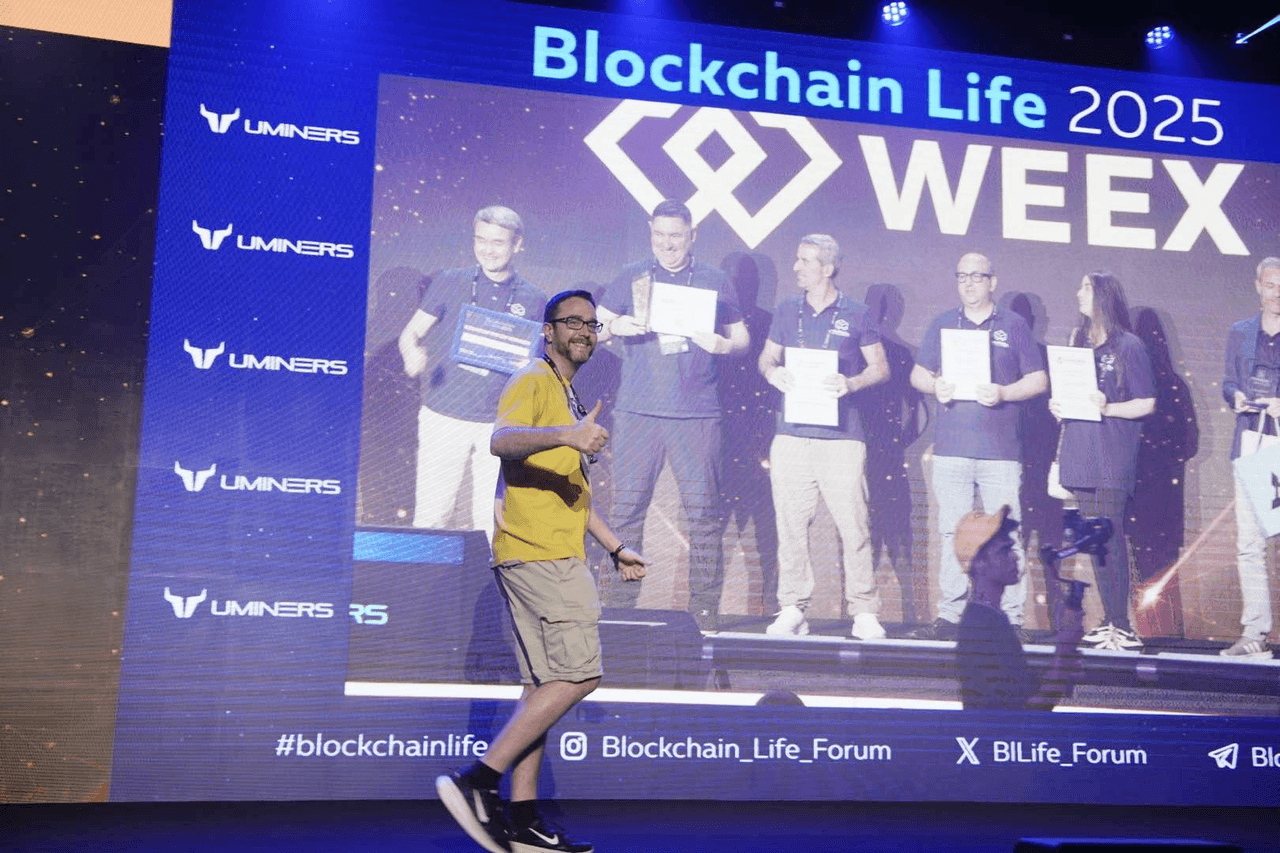 WEEX at Blockchain Life 2025（3）.PNG